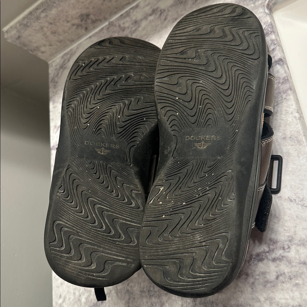 Dockers memory foam brown sandals size 13W 90-21379 - Picture 4 of 5